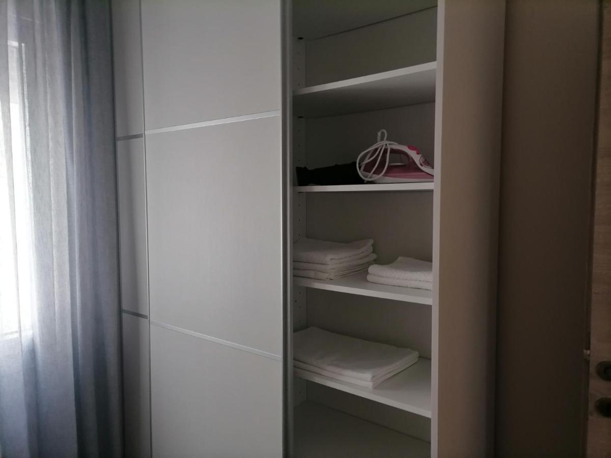 Petrani Suite 1 Néa Péramos 외부 사진