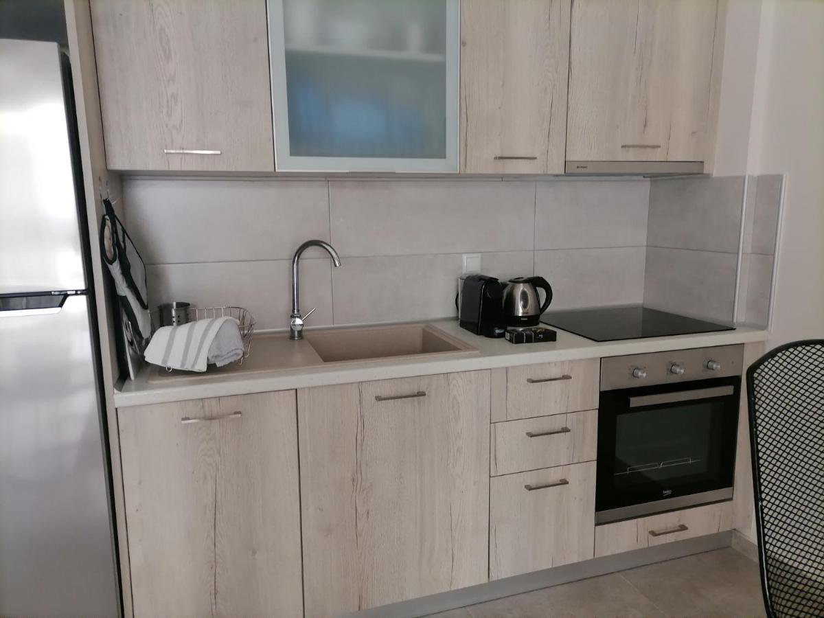 Petrani Suite 1 Néa Péramos 외부 사진