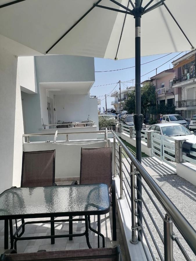 Petrani Suite 1 Néa Péramos 외부 사진