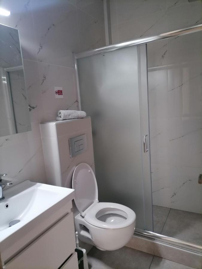 Petrani Suite 1 Néa Péramos 외부 사진