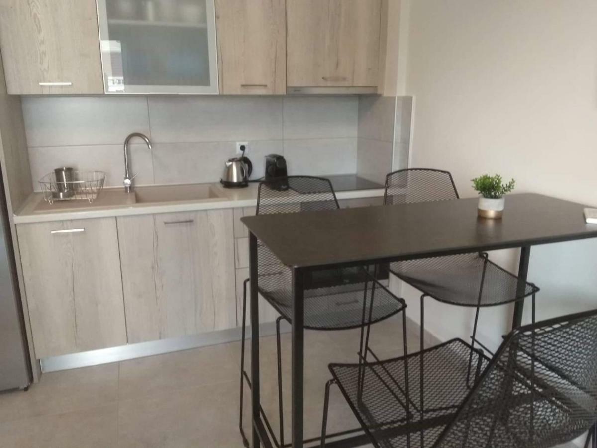 Petrani Suite 1 Néa Péramos 외부 사진