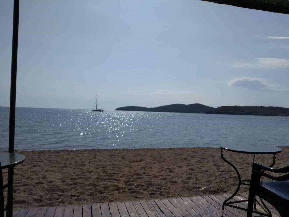 Petrani Suite 1 Néa Péramos 외부 사진