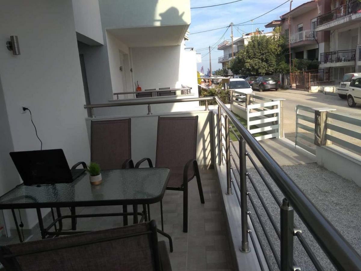Petrani Suite 1 Néa Péramos 외부 사진