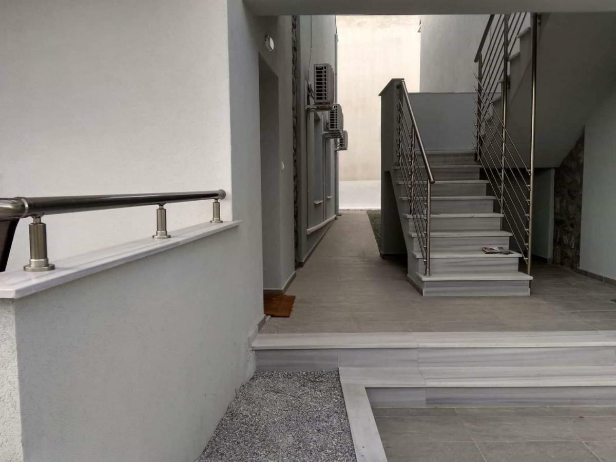 Petrani Suite 1 Néa Péramos 외부 사진